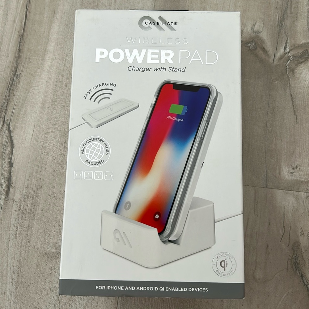 Case Mate Wireless Power Pad Charger with Stand New With Tag